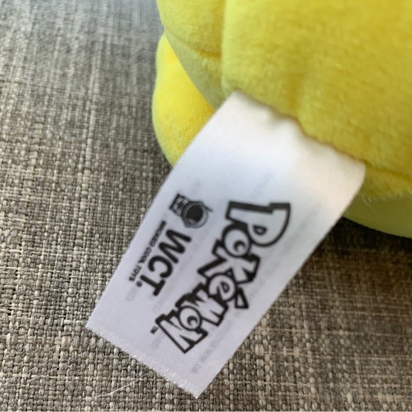 Pokémon Halloween Pikachu plush - Witch hat - Picture 2 of 5